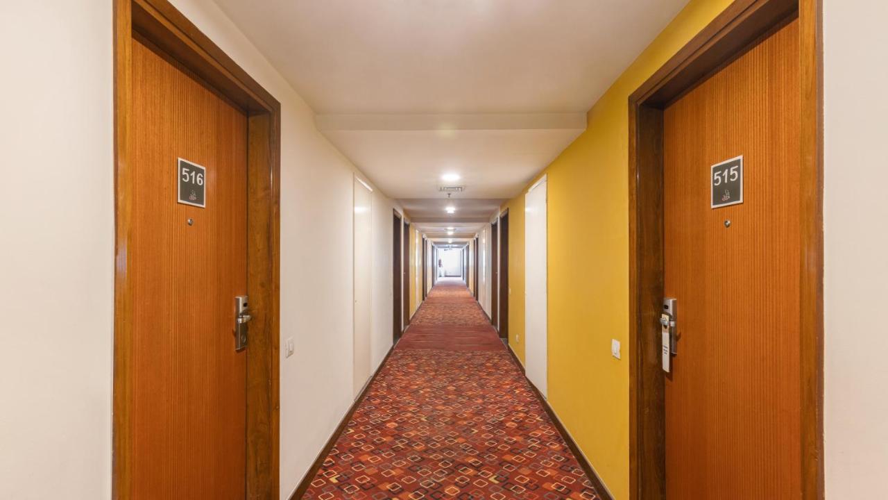 Ibis Gurgaon Golf Course Road - An Accor Brand Hotel Buitenkant foto