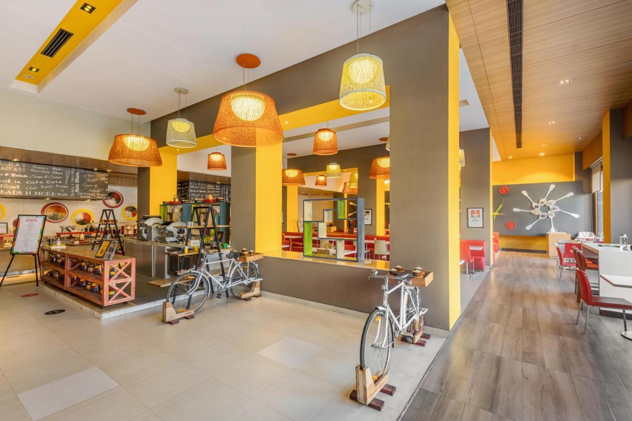 Ibis Gurgaon Golf Course Road - An Accor Brand Hotel Buitenkant foto